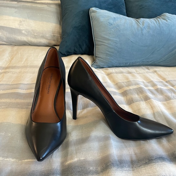 (SOLD)Christian Siriano leather heels - Picture 1 of 6